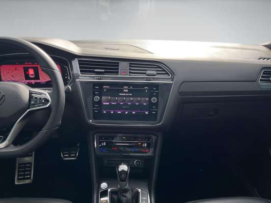 VOLKSWAGEN-TIGUAN-2.0 300 TSI GASOLINA ALLSPACE R-LINE AUTOMÁTICO VOLKSWAGEN-TIGUAN-2023
