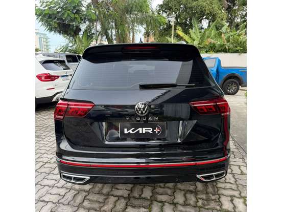 VOLKSWAGEN-TIGUAN-2.0 300 TSI GASOLINA ALLSPACE R-LINE AUTOMÁTICO VOLKSWAGEN-TIGUAN-2024