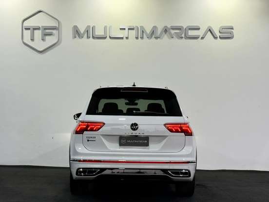 VOLKSWAGEN-TIGUAN-2023