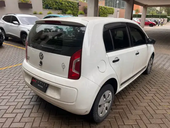 VOLKSWAGEN-UP-2014
