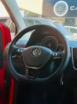 VOLKSWAGEN-UP-2017