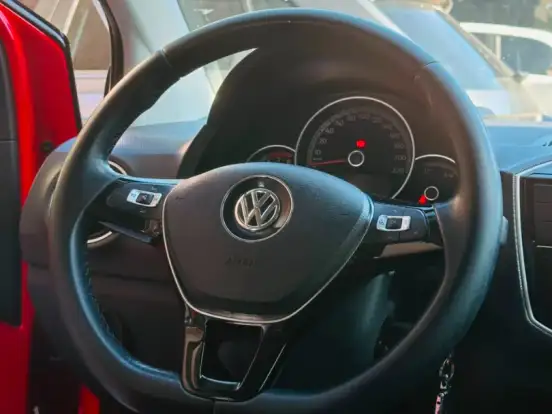 VOLKSWAGEN-UP-1.0 TSI MOVE UP 12V FLEX 4P MANUAL VOLKSWAGEN-UP-2017