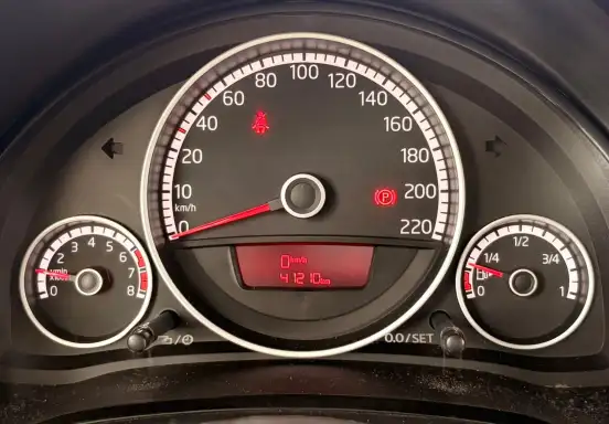 VOLKSWAGEN-UP-1.0 TSI MOVE UP 12V FLEX 4P MANUAL VOLKSWAGEN-UP-2016