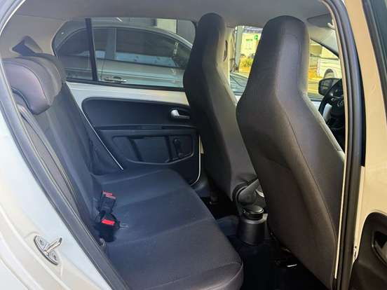 VOLKSWAGEN-UP-2019