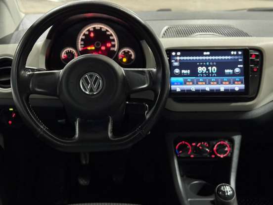 VOLKSWAGEN-UP-1.0 MPI MOVE UP 12V FLEX 2P MANUAL VOLKSWAGEN-UP-2015