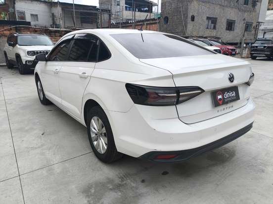 VOLKSWAGEN-VIRTUS-2023