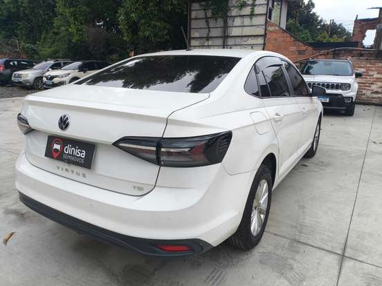 VOLKSWAGEN-VIRTUS-2023