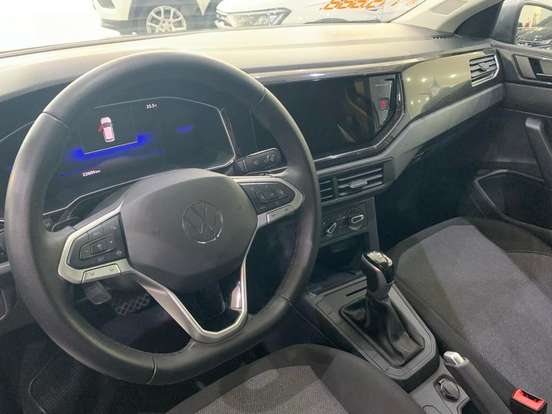 VOLKSWAGEN-VIRTUS-2025