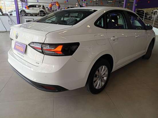 VOLKSWAGEN-VIRTUS-2025