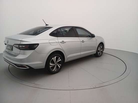 VOLKSWAGEN-VIRTUS-2023