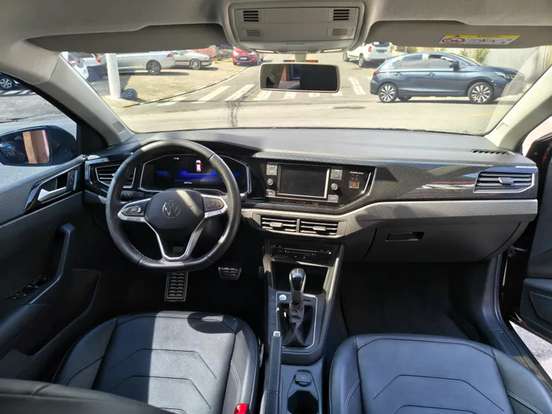 VOLKSWAGEN-VIRTUS-2023