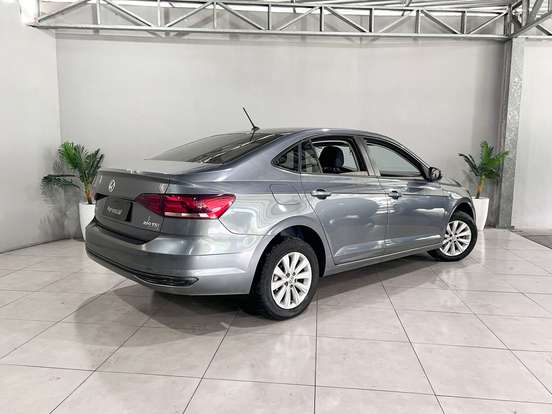 VOLKSWAGEN-VIRTUS-2019