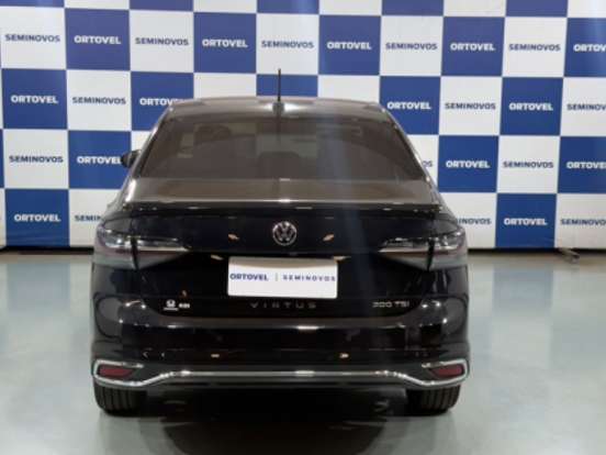 VOLKSWAGEN-VIRTUS-1.0 200 TSI COMFORTLINE AUTOMÁTICO VOLKSWAGEN-VIRTUS-2023
