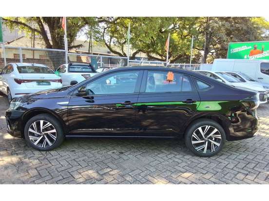 VOLKSWAGEN-VIRTUS-1.0 200 TSI HIGHLINE AUTOMÁTICO VOLKSWAGEN-VIRTUS-2025