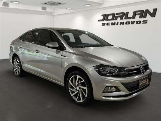 VOLKSWAGEN-VIRTUS-2018