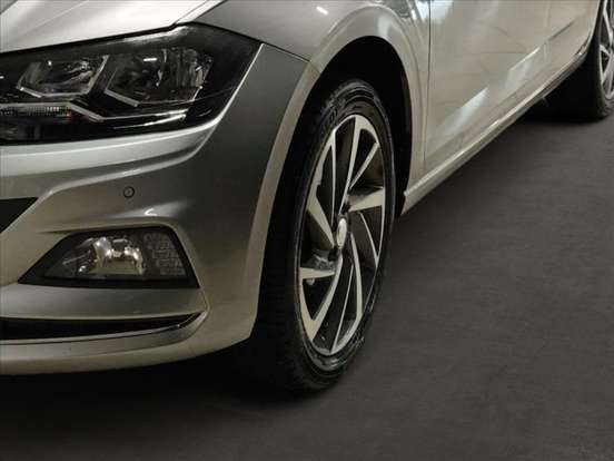 VOLKSWAGEN-VIRTUS-1.0 200 TSI HIGHLINE AUTOMÁTICO VOLKSWAGEN-VIRTUS-2018