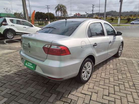 VOLKSWAGEN-VOYAGE-2022