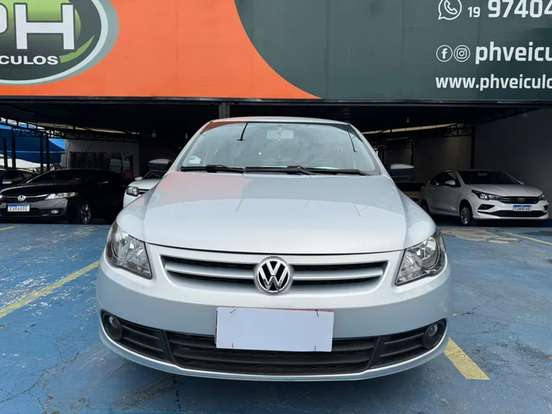 VOLKSWAGEN-VOYAGE-2011