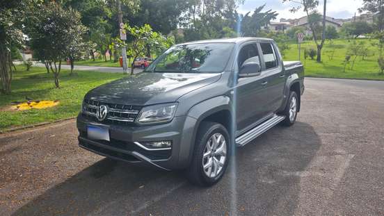 VOLKSWAGEN-AMAROK-2021