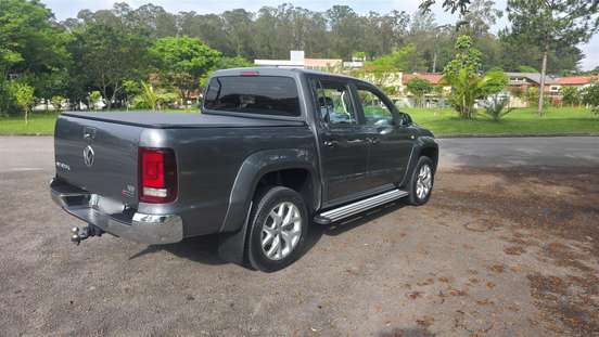 VOLKSWAGEN-AMAROK-2021