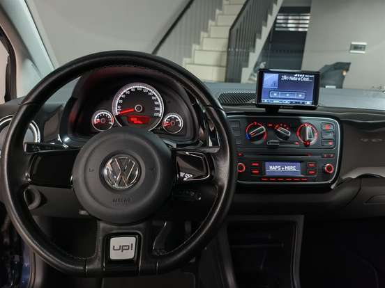 VOLKSWAGEN-CROSS UP-1.0 TSI 12V FLEX 4P MANUAL VOLKSWAGEN-CROSS UP-2016