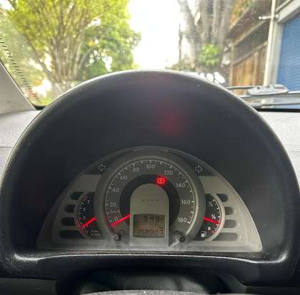 VOLKSWAGEN-FOX-2005
