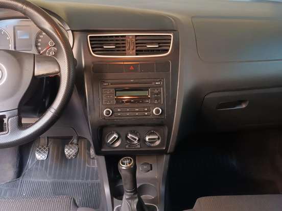 VOLKSWAGEN-FOX-1.6 MI PRIME 8V FLEX 4P MANUAL VOLKSWAGEN-FOX-2013
