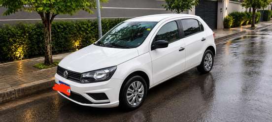 VOLKSWAGEN-GOL-2021