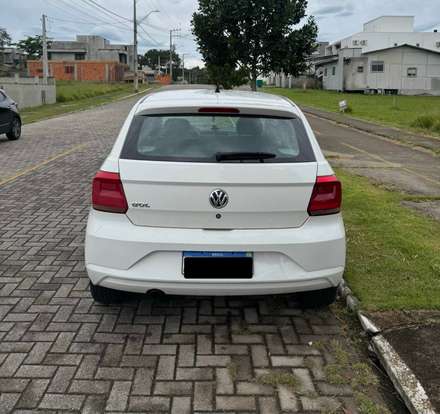VOLKSWAGEN-GOL-2021