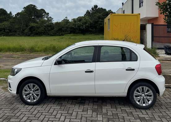 VOLKSWAGEN-GOL-2021