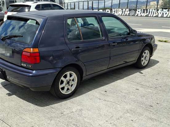 VOLKSWAGEN-GOLF-2.0 MI GLX 8V GASOLINA 4P MANUAL VOLKSWAGEN-GOLF-1996
