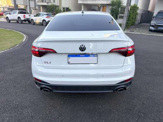 VOLKSWAGEN-JETTA-2023