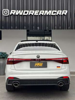VOLKSWAGEN-JETTA-2025
