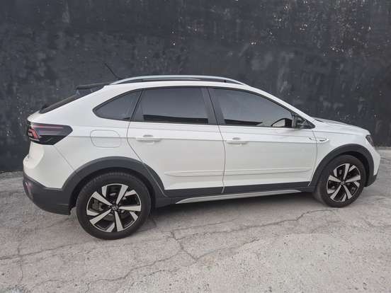 VOLKSWAGEN-NIVUS-1.0 200 TSI TOTAL FLEX HIGHLINE AUTOMÁTICO VOLKSWAGEN-NIVUS-2023