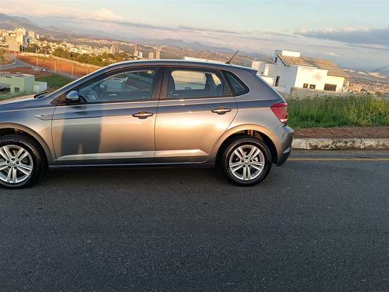 VOLKSWAGEN-POLO-1.0 200 TSI COMFORTLINE AUTOMÁTICO VOLKSWAGEN-POLO-2018