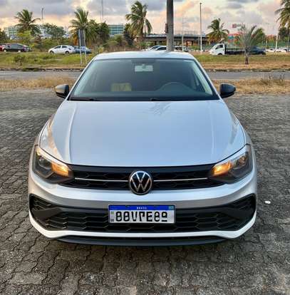VOLKSWAGEN-POLO-2024