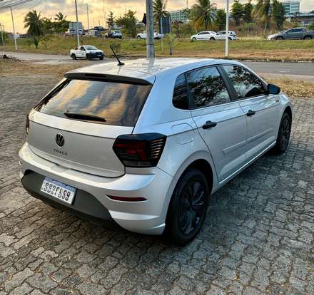 VOLKSWAGEN-POLO-2024