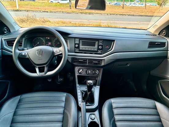 VOLKSWAGEN-POLO-2024