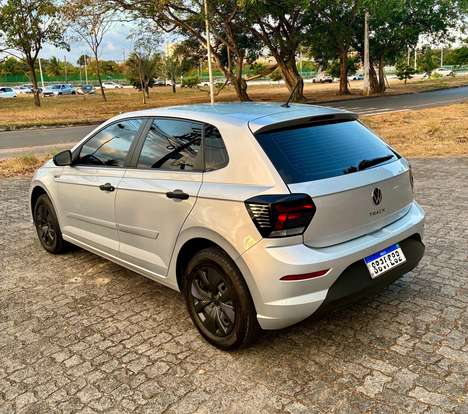 VOLKSWAGEN-POLO-2024