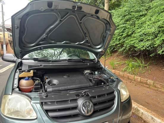 VOLKSWAGEN-SPACEFOX-2008