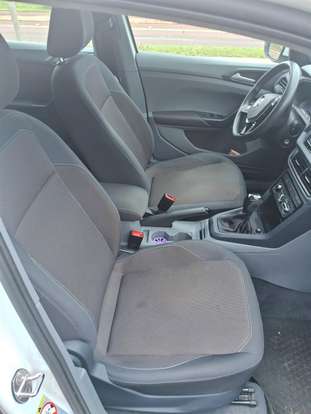 VOLKSWAGEN-T-CROSS-2020