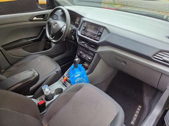 VOLKSWAGEN-T-CROSS-1.0 200 TSI TOTAL FLEX SENSE AUTOMÁTICO VOLKSWAGEN-T-CROSS-2020