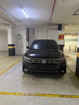 VOLKSWAGEN-TIGUAN-2020
