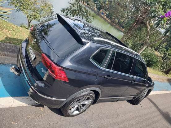 VOLKSWAGEN-TIGUAN-2019