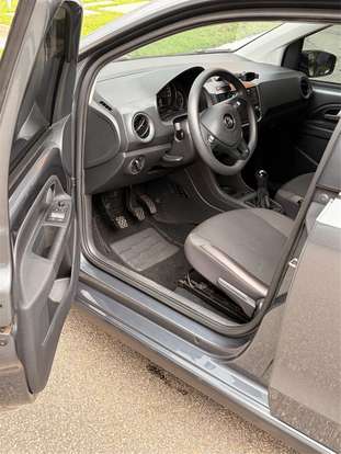 VOLKSWAGEN-UP-2019