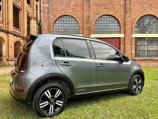 VOLKSWAGEN-UP-1.0 170 TSI TOTAL FLEX XTREME 4P MANUAL VOLKSWAGEN-UP-2020