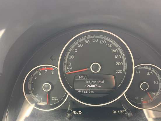 VOLKSWAGEN-UP-1.0 MPI MOVE UP 12V FLEX 4P AUTOMATIZADO VOLKSWAGEN-UP-2018