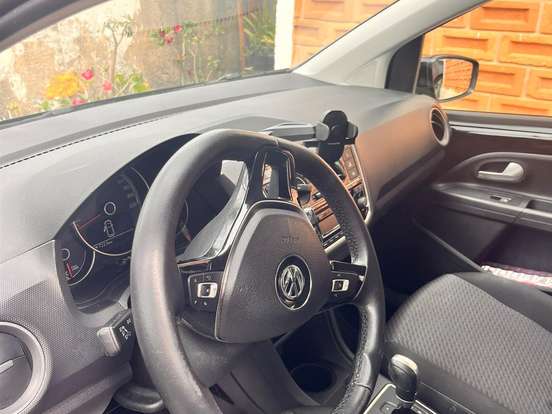VOLKSWAGEN-UP-1.0 MPI MOVE UP 12V FLEX 4P AUTOMATIZADO VOLKSWAGEN-UP-2018