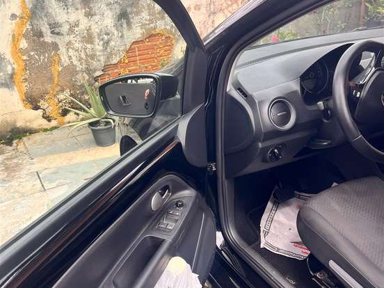 VOLKSWAGEN-UP-1.0 MPI MOVE UP 12V FLEX 4P AUTOMATIZADO VOLKSWAGEN-UP-2018