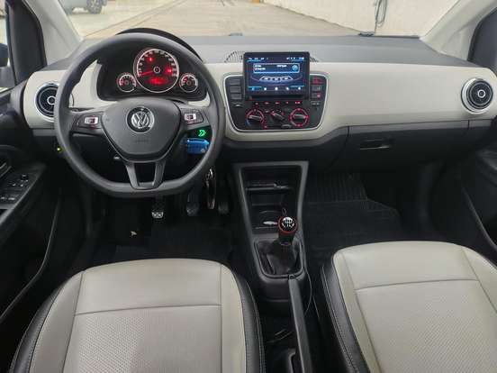 VOLKSWAGEN-UP-1.0 TSI RBW 12V FLEX 4P MANUAL VOLKSWAGEN-UP-2015